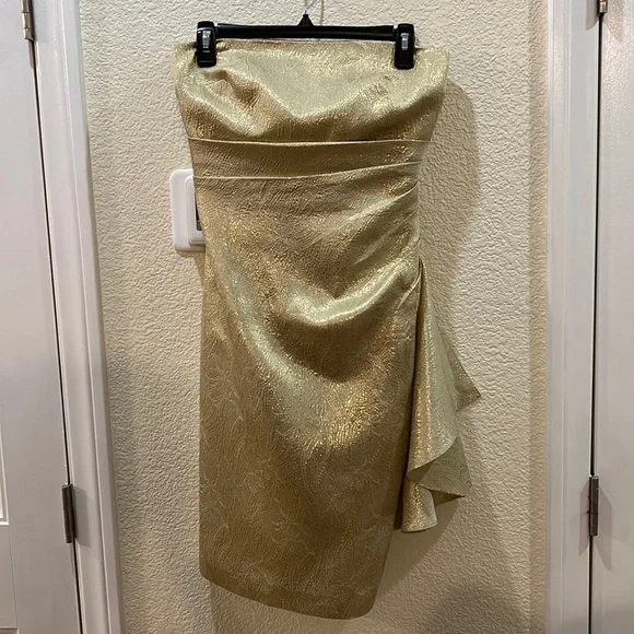 Kay Unger Dresses | Kay Unger Gold Brocade Strapless Dress | Color: Gold | Size: 4 | Jeanne1016's Closet